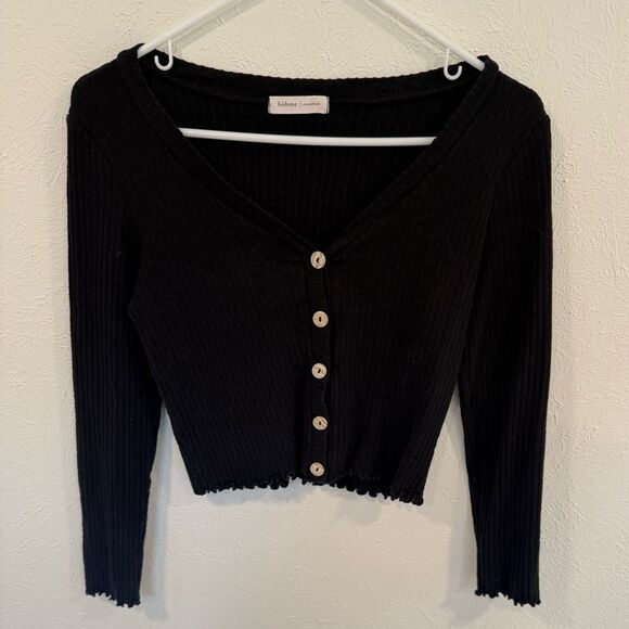 Bohme Black Ribbed Knit Button-Up V-Neck Cropped Cardigan, Small - Picture 1 of 5